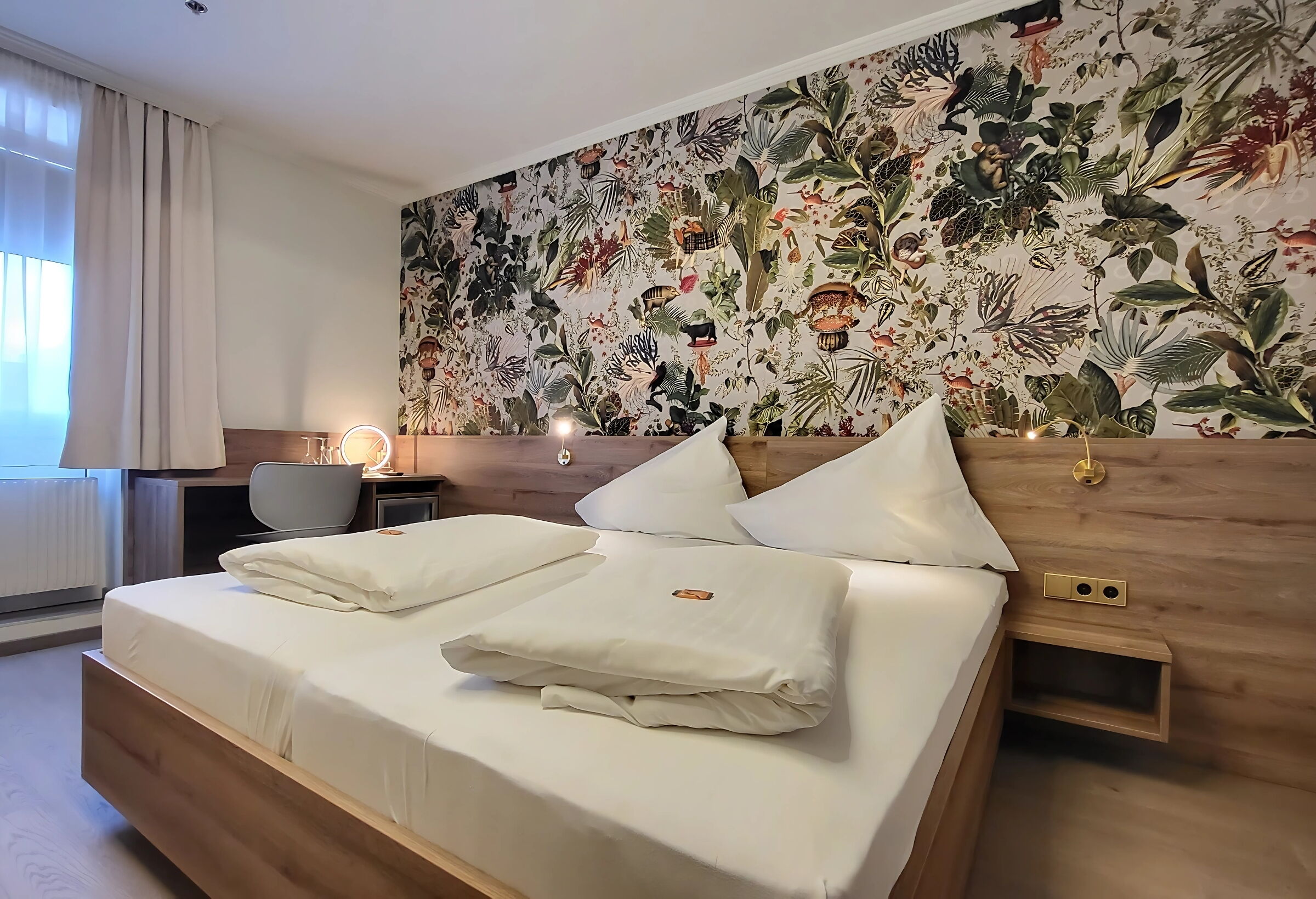Eines der 2025 neu renovierten Zimmer im Hotel Kongress Leoben